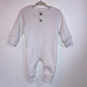 🆕 NWOT - little one shop - Neutral Ribbed One-Piece Romper with Button Detail